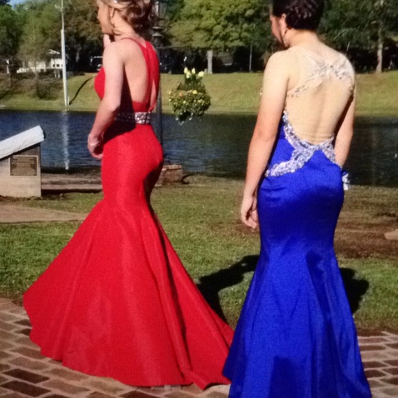 Prom dress! - Picture 4 of 4